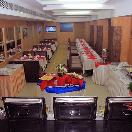 Pattom Royal Hotel Тривандрум Экстерьер фото
